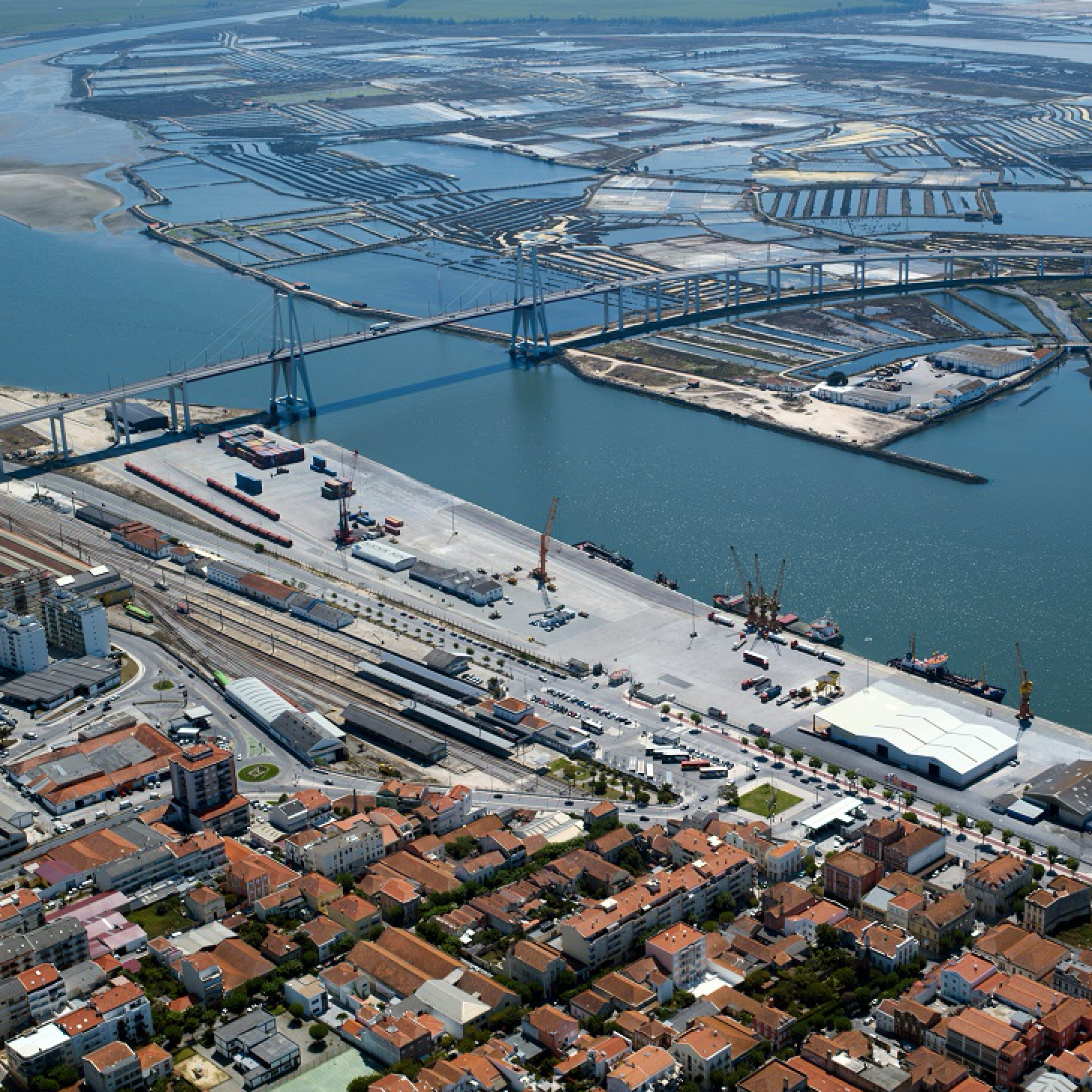 Captura de ecrã 2020-05-13, às 15.44.32